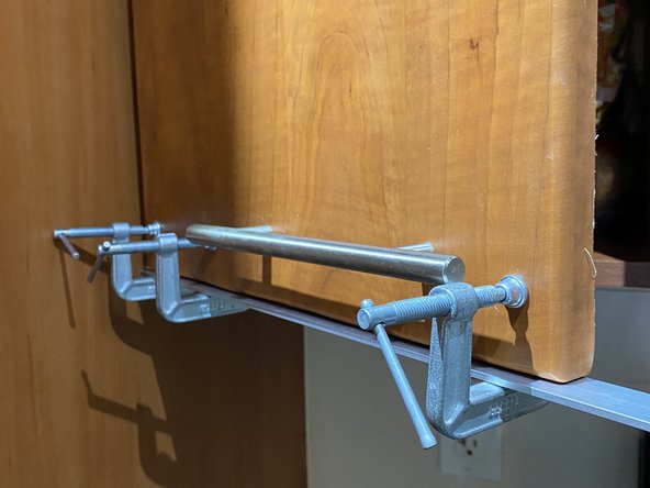 How to Repair Warped Cabinet Veneer: crwdns2935265:05crwdnd2935265:02crwdnd2935265:02crwdne2935265:0