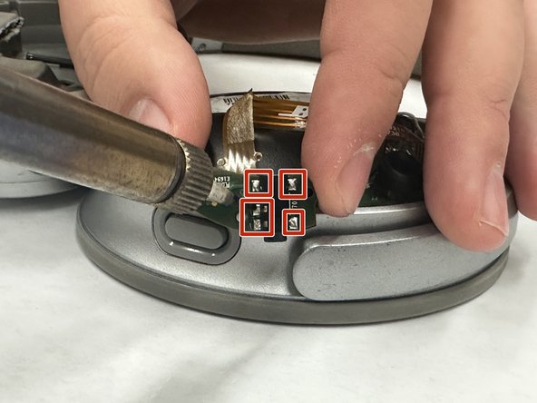 Bose QuietComfort 35 II (Model 789564‑0010) Audio Jack Replacement: crwdns2935265:08crwdnd2935265:02crwdnd2935265:02crwdne2935265:0