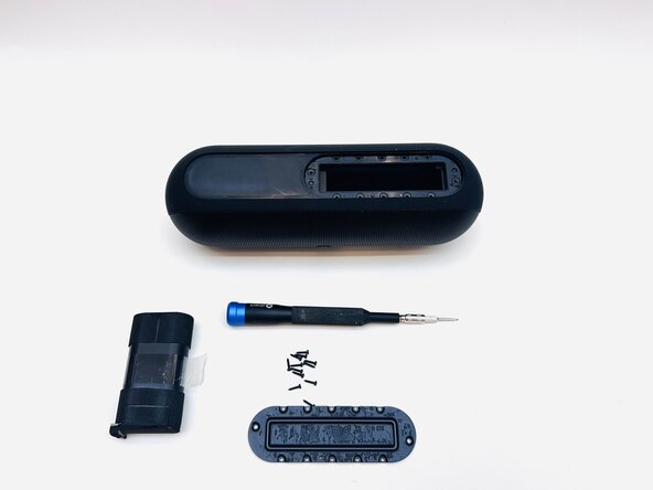 Beats Pill 2024 Battery Daughterboard Replacement: crwdns2935265:011crwdnd2935265:03crwdnd2935265:03crwdne2935265:0