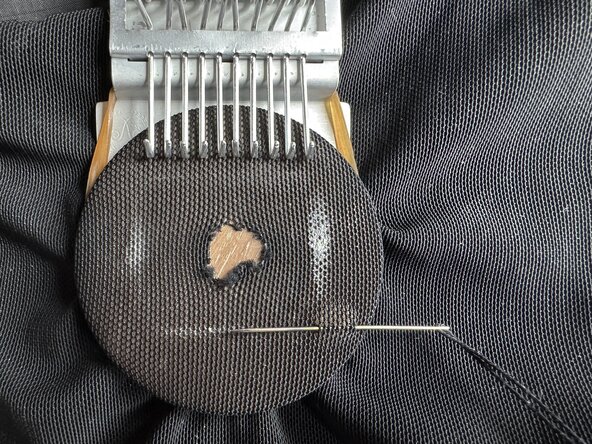 Woven Darning with a Speedy Weave, Create the warp: crwdns2935265:06crwdnd2935265:02crwdnd2935265:03crwdne2935265:0