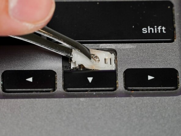 2019 MacBook Air Up Arrow Key (3rd Gen Butterfly Keyboard) Replacement: step 6, image 1 of 3