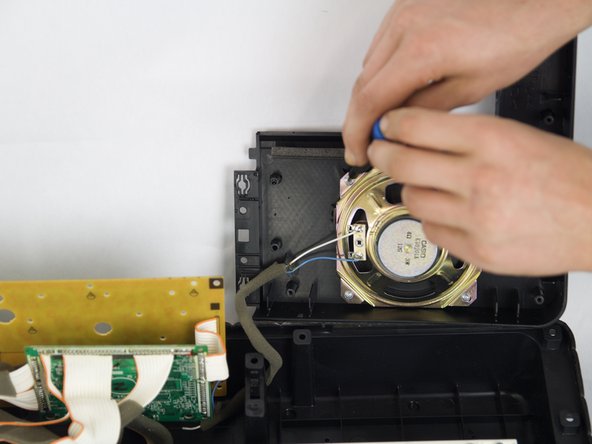 Casio CTK-3200 Speaker Replacement, Speaker: crwdns2935265:05crwdnd2935265:02crwdnd2935265:02crwdne2935265:0