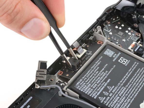 Steam Deck OLED Audio Board Replacement, Remove the audio board: crwdns2935265:015crwdnd2935265:02crwdnd2935265:03crwdne2935265:0