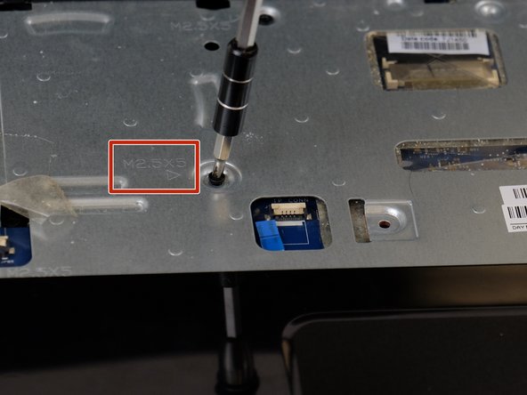 HP 15-g010dx Speakers Replacement: crwdns2935265:016crwdnd2935265:02crwdnd2935265:03crwdne2935265:0