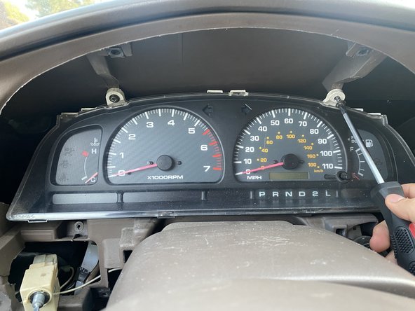 2000 Toyota 4Runner Dashboard Light Bulbs Replacement: crwdns2935265:012crwdnd2935265:02crwdnd2935265:03crwdne2935265:0