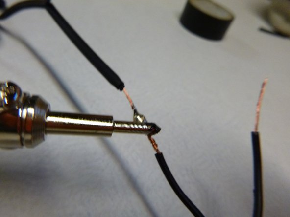 Linksys E1200 Router Power Adapter Replacement: crwdns2935265:04crwdnd2935265:03crwdnd2935265:03crwdne2935265:0