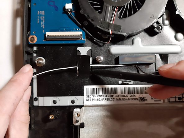 Samsung Odyssey NP800G5M Speaker Replacement: crwdns2935265:06crwdnd2935265:02crwdnd2935265:02crwdne2935265:0