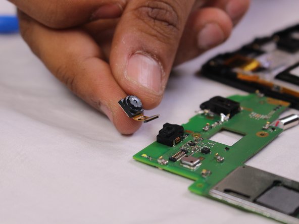 Alcatel Fierce 4 Front-Facing Camera Replacement, Front-Facing Camera: crwdns2935265:07crwdnd2935265:03crwdnd2935265:03crwdne2935265:0