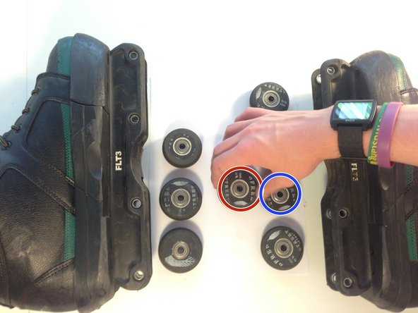 How to redistribute worn inline skate wheels: crwdns2935265:03crwdnd2935265:02crwdnd2935265:03crwdne2935265:0