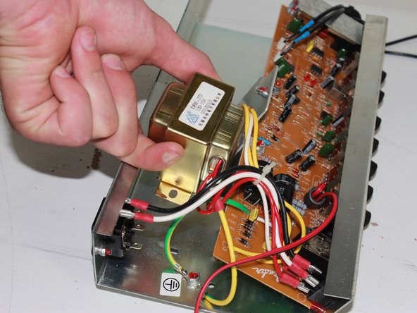 Fender Frontman 15r Transformer Replacement: crwdns2935265:09crwdnd2935265:03crwdnd2935265:03crwdne2935265:0