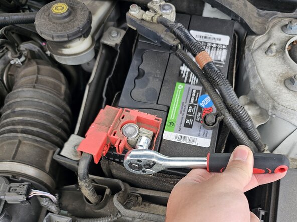 2016-2020 Honda Civic Battery Replacement: crwdns2935265:06crwdnd2935265:02crwdnd2935265:03crwdne2935265:0