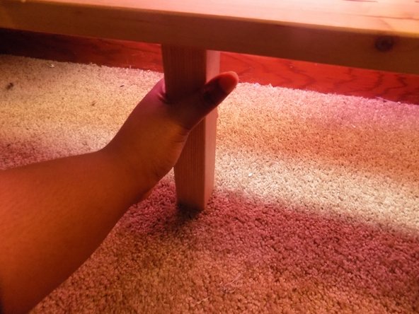 How to Repair a Bed Rail: crwdns2935265:03crwdnd2935265:02crwdnd2935265:02crwdne2935265:0