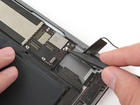 iPad 5 Wi-Fi Left Antenna Replacement