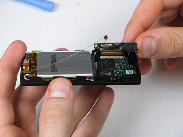 Zune Flash 2nd Generation Communications Board Replacement: crwdns2935265:07crwdnd2935265:02crwdnd2935265:02crwdne2935265:0