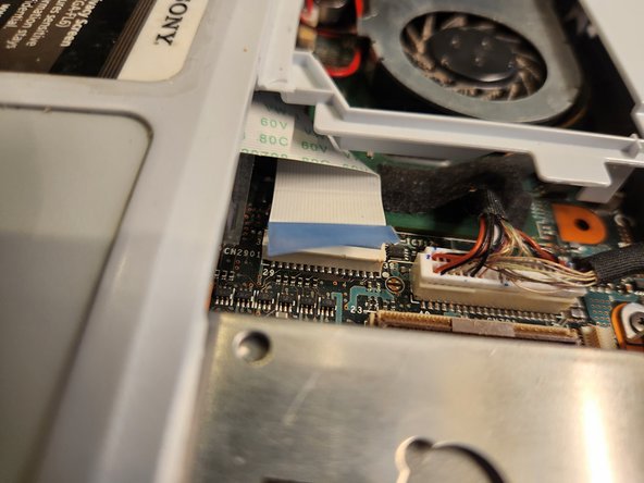 Sony Vaio PCG-TR3A Teardown, Removing Trackpad and Palm Rest: crwdns2935265:05crwdnd2935265:02crwdnd2935265:02crwdne2935265:0