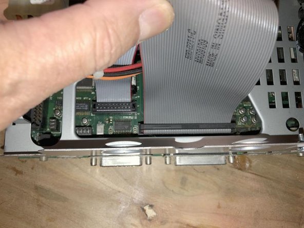 Macintosh Classic II Power Board Removal: crwdns2935265:010crwdnd2935265:03crwdnd2935265:03crwdne2935265:0