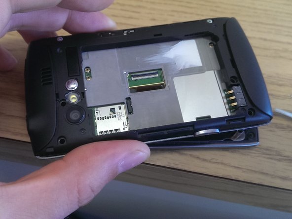 Kyocera Rise Display Assembly Replacement: crwdns2935265:06crwdnd2935265:02crwdnd2935265:03crwdne2935265:0