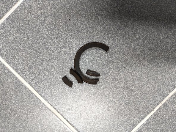 La Pavoni Domus Bar pre 2007 - Group seal replacement Replacement, Remove the silicone seal: crwdns2935265:03crwdnd2935265:02crwdnd2935265:02crwdne2935265:0