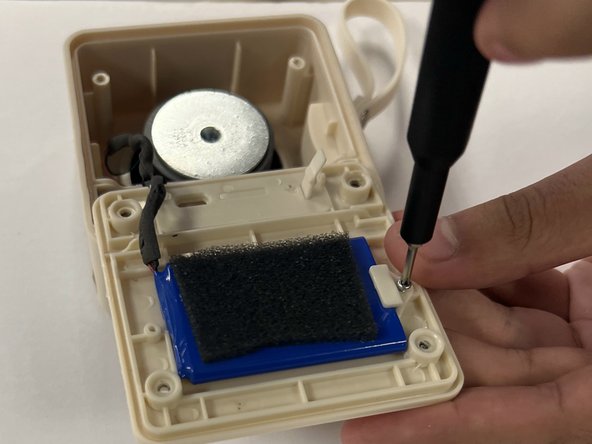 Heyday Wireless Bluetooth Speaker 9979 Battery Replacement: crwdns2935265:04crwdnd2935265:02crwdnd2935265:02crwdne2935265:0