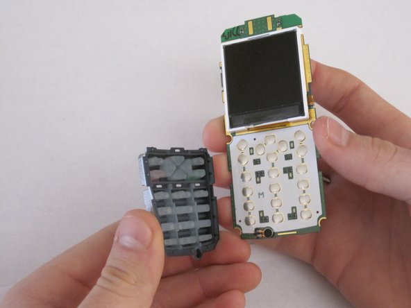 LG CG180 Display Replacement, Keypad: crwdns2935265:012crwdnd2935265:02crwdnd2935265:02crwdne2935265:0