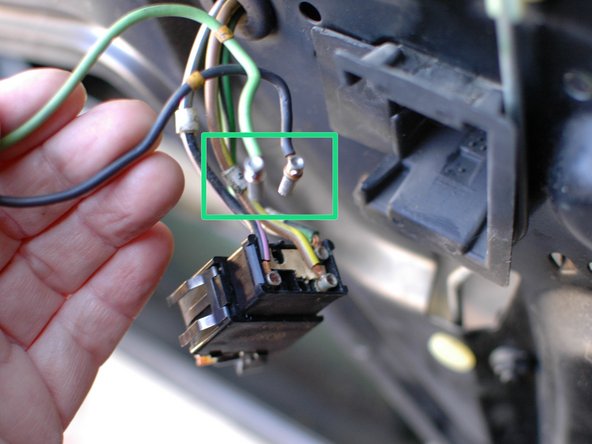 Mercedes W123 Power Window Regulator, Rear Replacement: crwdns2935265:06crwdnd2935265:02crwdnd2935265:02crwdne2935265:0