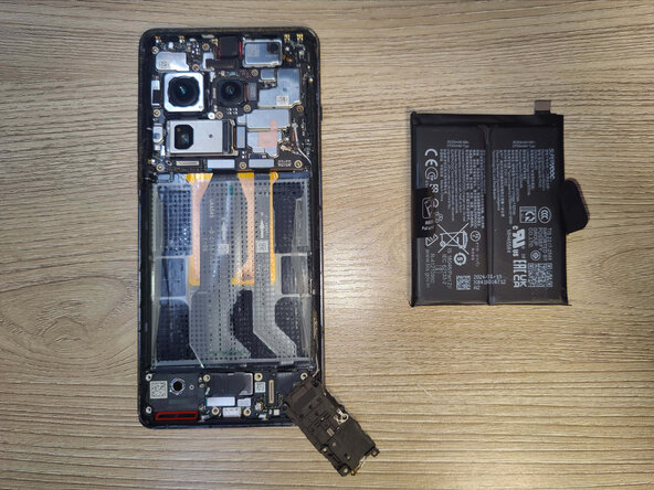 OnePlus 12 Battery Replacement: step 11, image 3 of 3