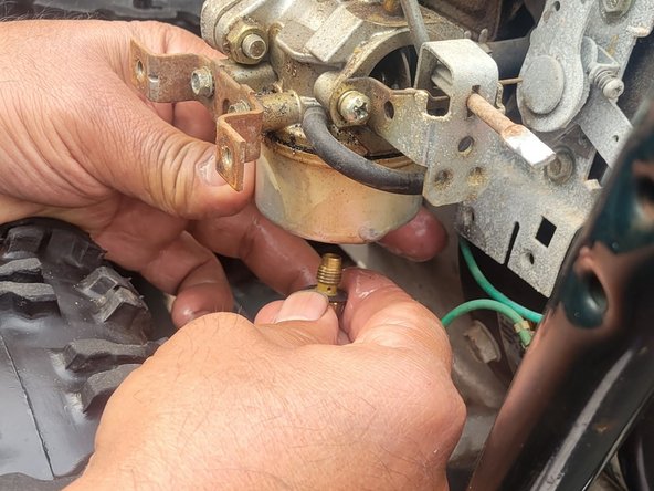 How to Clean a YardWork LH3185A Snow Blower Carburetor: step 8, image 3 of 3