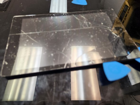 Amazon Fire HD 8 (8th Gen) Digitizer Replacement, Separate the Digitizer (1): crwdns2935265:05crwdnd2935265:02crwdnd2935265:03crwdne2935265:0