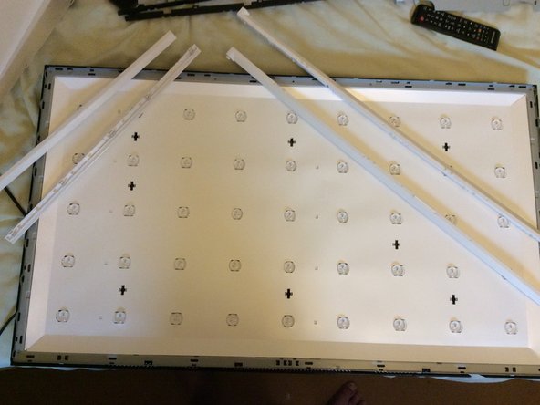 Samsung TV UE40MU5120KXXU LED backlight strips Replacement: stap 0, afbeelding 2 van 3