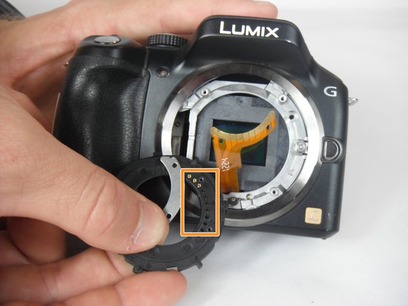 Panasonic Lumix DMC-G5 Lens Connection Assembly Replacement: crwdns2935265:04crwdnd2935265:02crwdnd2935265:02crwdne2935265:0
