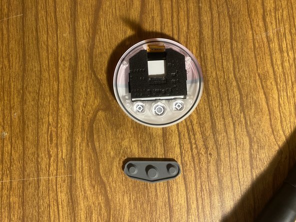 Pokewalker Disassembly, Removing parts from the screen: crwdns2935265:05crwdnd2935265:02crwdnd2935265:03crwdne2935265:0