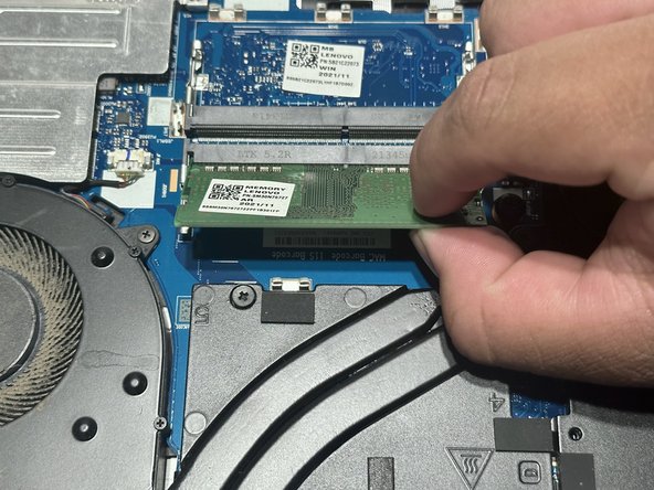 Lenovo Legion 5 17ACH6H RAM Replacement: crwdns2935265:011crwdnd2935265:03crwdnd2935265:03crwdne2935265:0