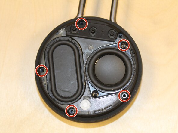 JBL Clip 3 Micro-USB Charging Port Replacement: step 2, image 1 of 2