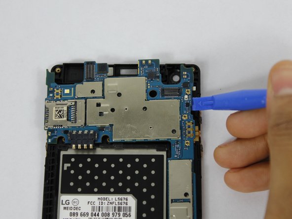 LG Tribute HD Motherboard Replacement: crwdns2935265:09crwdnd2935265:02crwdnd2935265:02crwdne2935265:0