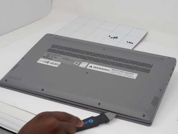 Lenovo IdeaPad 1-15ALC7 Speakers Replacement, Lower Case: crwdns2935265:01crwdnd2935265:02crwdnd2935265:03crwdne2935265:0