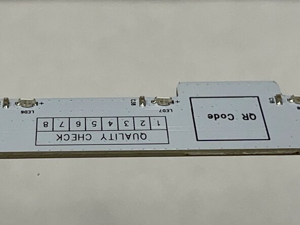 Razer Leviathan V2 X Disassembly Guide, RGB Light Bar Detail: crwdns2935265:013crwdnd2935265:03crwdnd2935265:03crwdne2935265:0