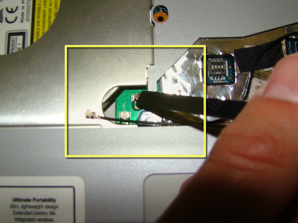 Sony Vaio VGN-FS640 LCD Screen Replacement: crwdns2935265:028crwdnd2935265:03crwdnd2935265:03crwdne2935265:0