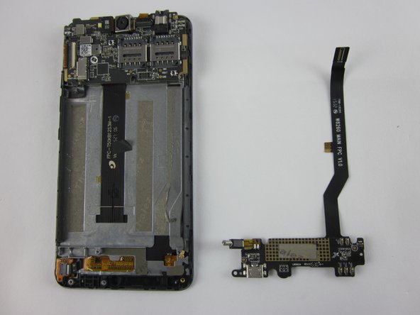 BLU Energy X USB Board Replacement: crwdns2935265:05crwdnd2935265:02crwdnd2935265:02crwdne2935265:0