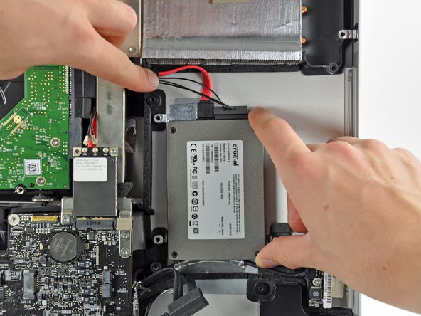 Installing iMac Intel 21.5" EMC 2428 Dual Drive Kit: crwdns2935265:049crwdnd2935265:02crwdnd2935265:02crwdne2935265:0