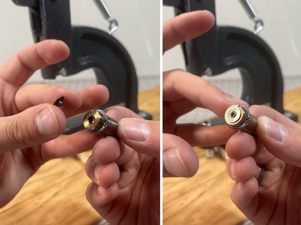 Rivet Replacement on Work Pants, Prepare the dies: crwdns2935265:02crwdnd2935265:02crwdnd2935265:03crwdne2935265:0