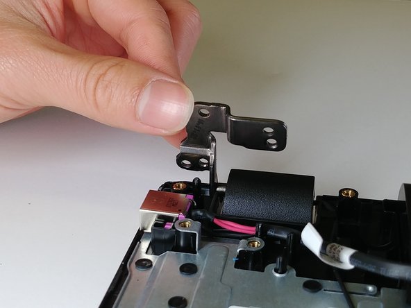 Acer Aspire V5-591G-75KE Power Jack Harness Replacement: crwdns2935265:07crwdnd2935265:03crwdnd2935265:03crwdne2935265:0