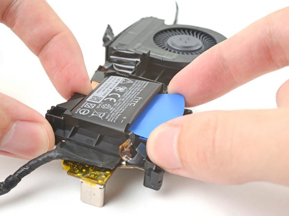 HTC Vive XR Elite Headset Battery Replacement, Remove the battery: crwdns2935265:0100crwdnd2935265:02crwdnd2935265:02crwdne2935265:0