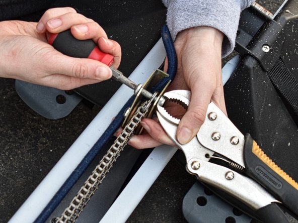 Concept2 Rowing Machine Chain Replacement: 步骤 4 中的图像 2，2