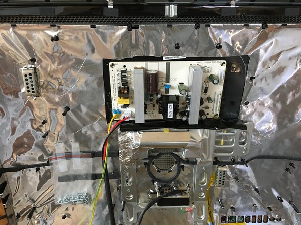 How to build a display using a iMac: step 5, image 3 of 3