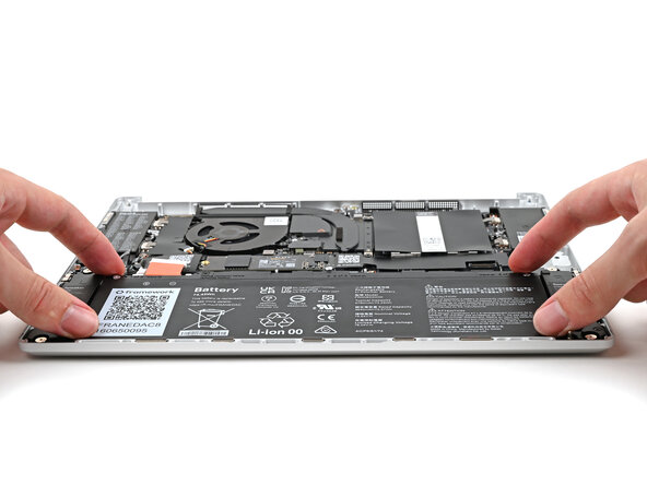 Framework Laptop 13 Pro Bottom Cover Upgrade Kit: step 40, image 2 of 2