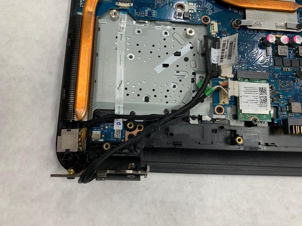 HP Pavilion 15-ba003ds Charging Port Replacement: crwdns2935265:07crwdnd2935265:03crwdnd2935265:03crwdne2935265:0