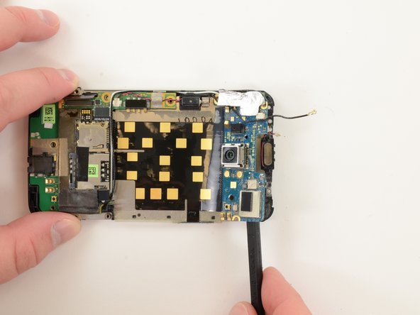 HTC Inspire 4G Display Assembly Replacement: 步骤 27 中的图像 2，2