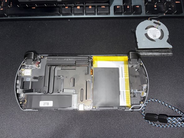GPD WIN 4 (2023) Battery Replacement: step 4, image 2 of 2