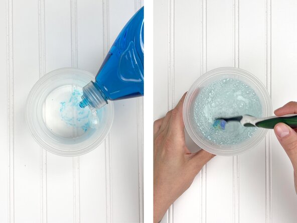 How to Spot Clean Technical Gear, Your spot cleaning toolkit: crwdns2935265:01crwdnd2935265:01crwdnd2935265:03crwdne2935265:0