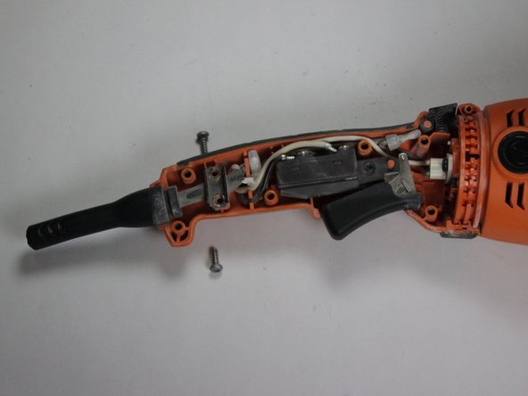 Ridgid Angle Grinder R10202 Power Trigger Replacement: crwdns2935265:04crwdnd2935265:02crwdnd2935265:03crwdne2935265:0